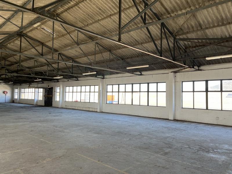 To Let commercial Property for Rent in Paarden Eiland Western Cape